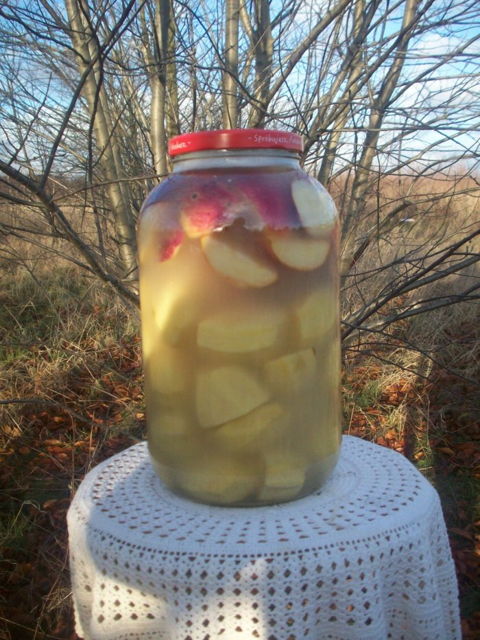 Kiszone jabłka z ziemniakami