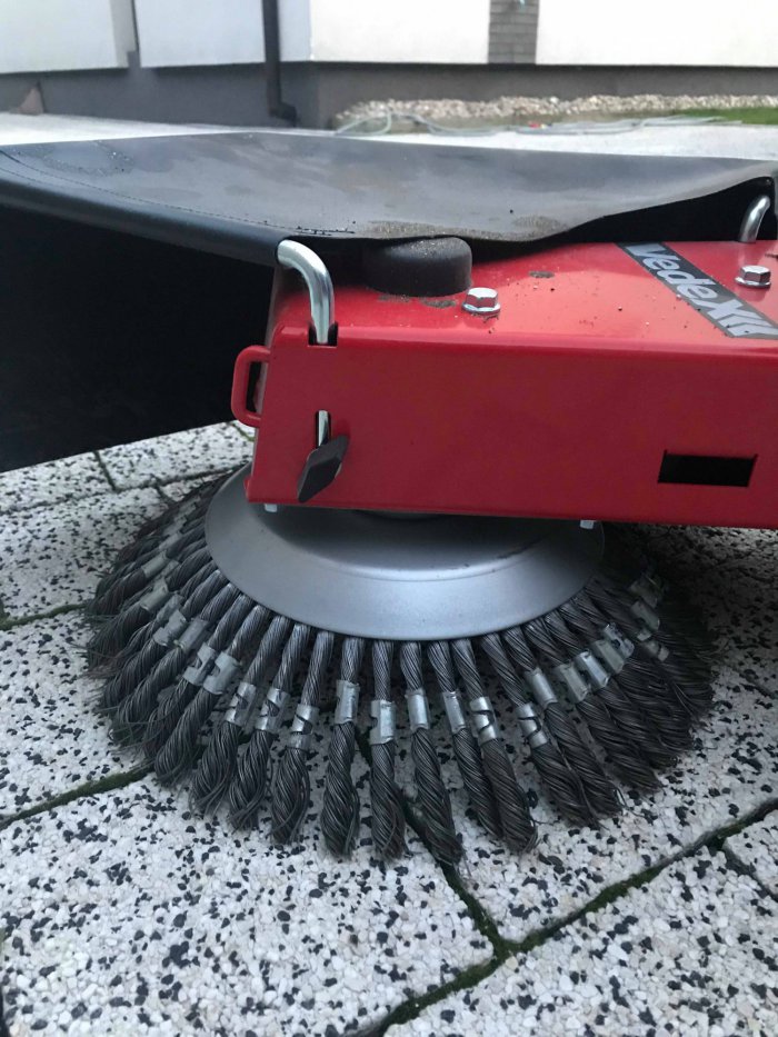 Koszenie,karczowanie,formowanie żywopłotów,frezowanie pni