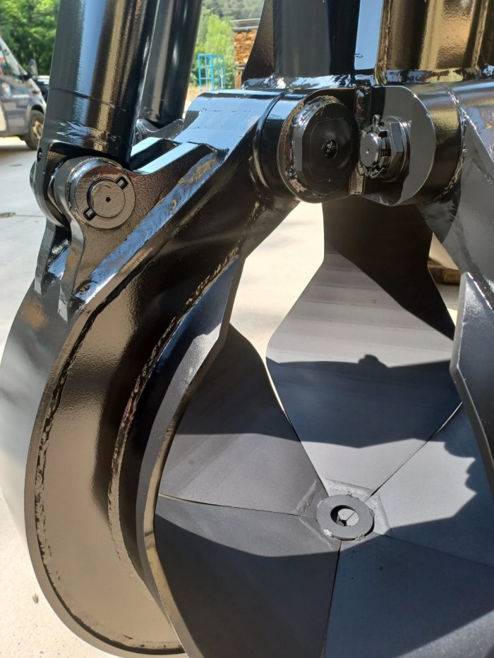 Chwytak do złomu pięcioramienny 600 l