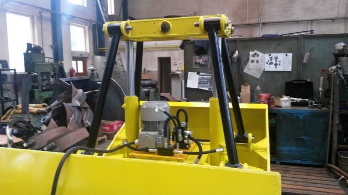 chwytak elektro hydrauliczny do suwnicy - odpady, alternatywne paliwo