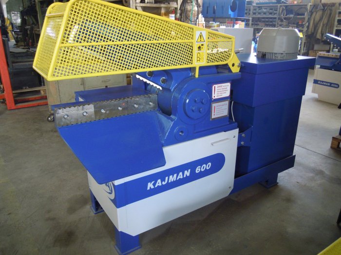 Nożyce do cięcia złomu stalowego Kajman 600 - aligator do złomu