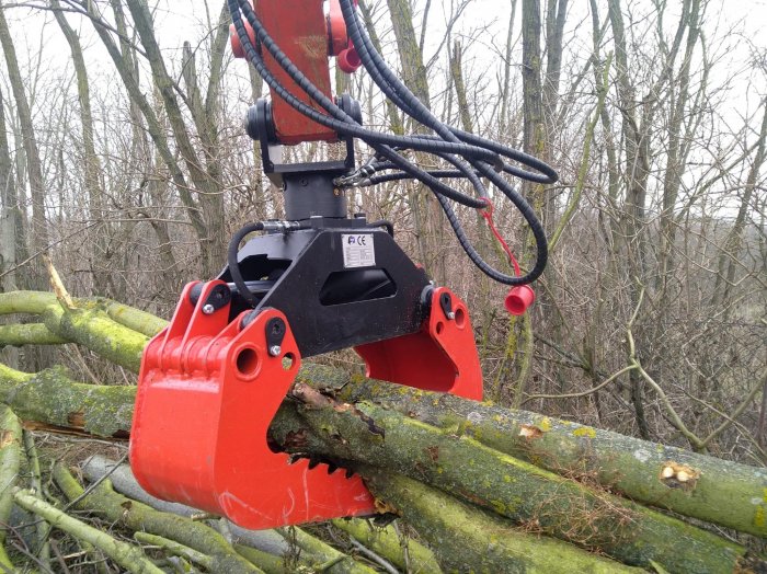 Chwytak do mini koparki z uchwytem