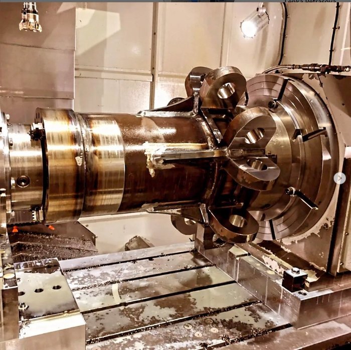 Naprawa chwytaka do złomu do koparki 600 litr&oacute;w