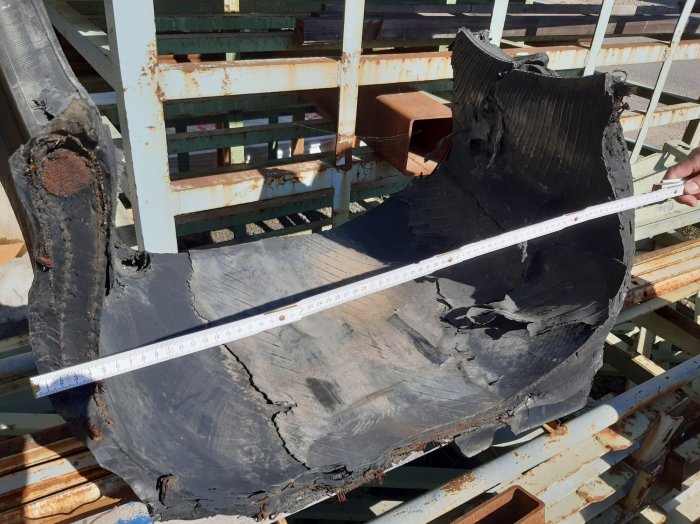 Nożyce do cięcia opon g&oacute;rniczych, wielkogabarytowych, rolniczych