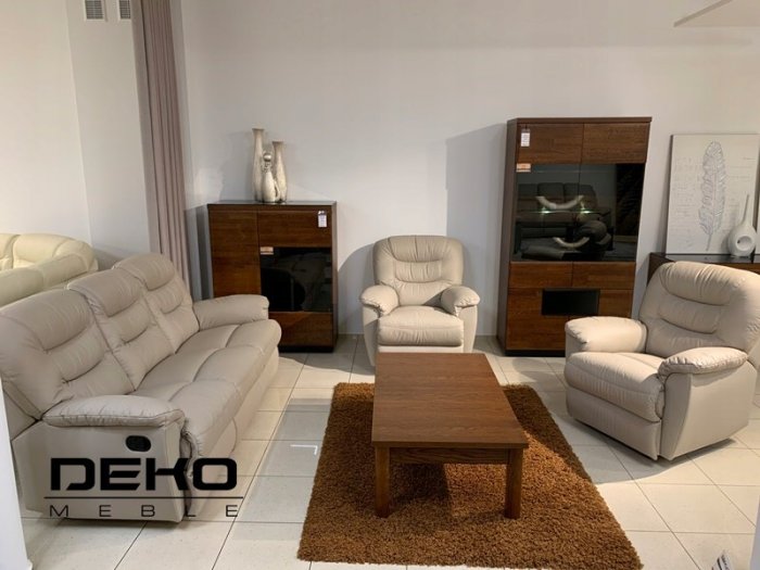 Absolutnie rewelacyjny komplet TANIA II⁣