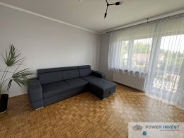 Dom z dużą działka i garażem. Dojazdów