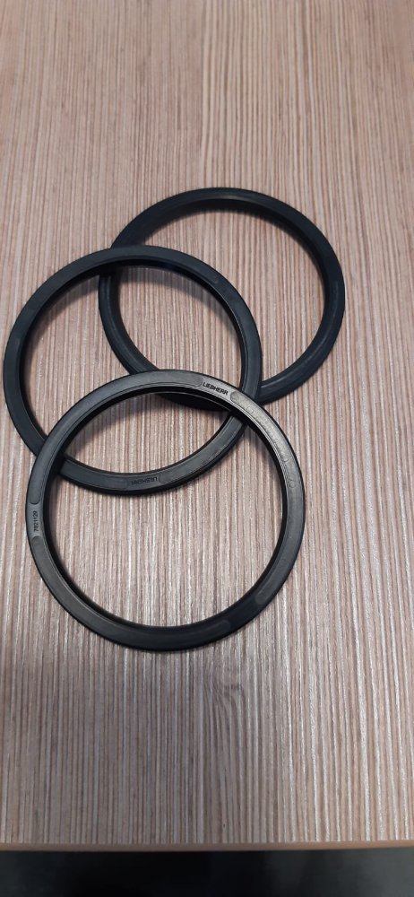 Siłownik siłowniki i pazury do chwytka do złomu Liebherr