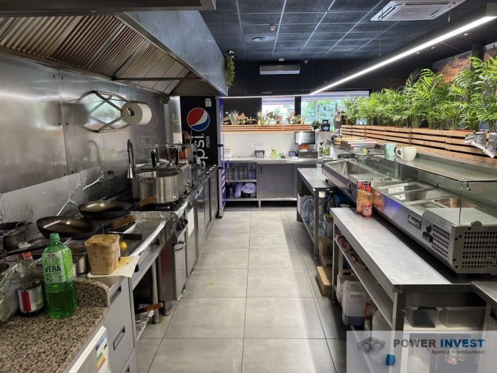 Do wynajęcia lokal/sprzedaż rentownej restauracji