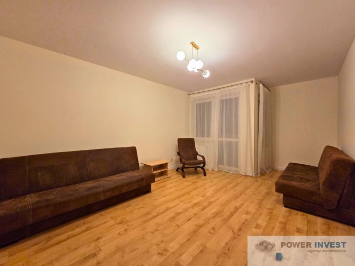 2-pokojowe mieszkanie z oddzielną kuchnią