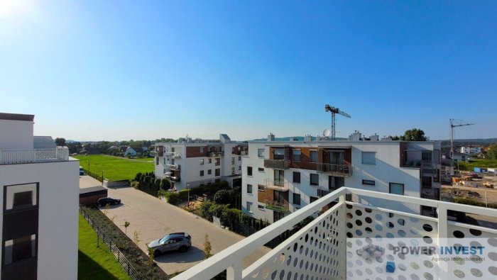 Słoneczne 3-pokojowe mieszkanie z balkonem, klima