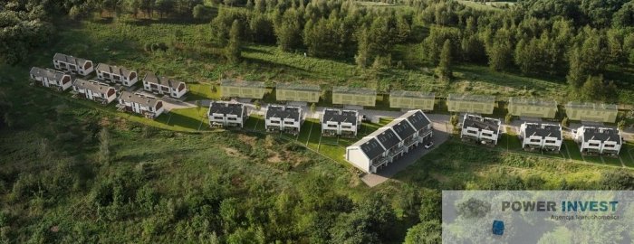 Dom w zabudowie szeregowej – 5 pokoi.