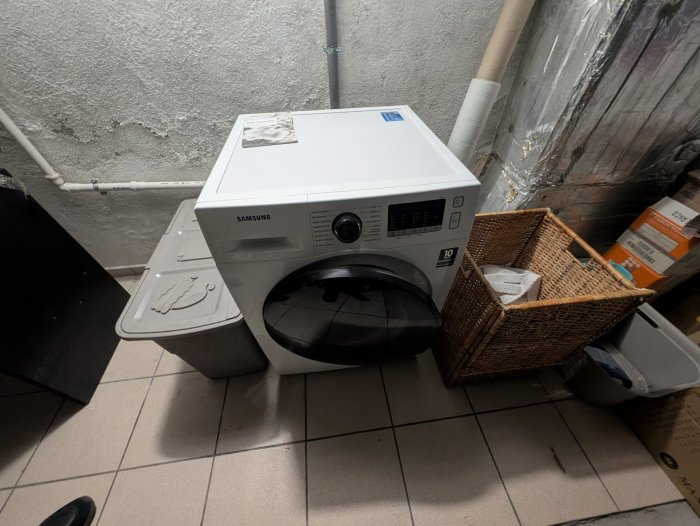 Wyposażenie kuchenne używane - komplet po salonie kosmetycznym