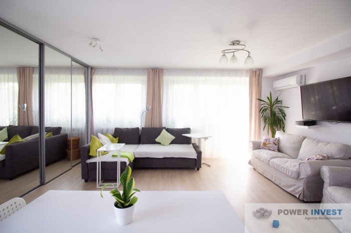 Przestronne mieszkanie w świetnej lokalizacji!