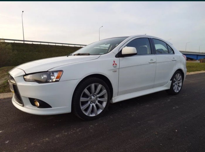 Mitsubishi Lancer Sportback 1.8 MIVEC 143 KM