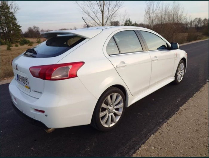 Mitsubishi Lancer Sportback 1.8 MIVEC 143 KM