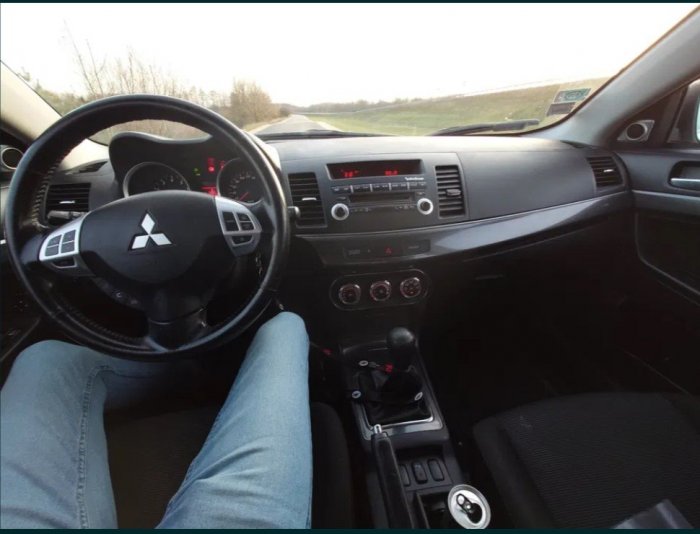 Mitsubishi Lancer Sportback 1.8 MIVEC 143 KM