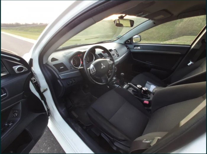 Mitsubishi Lancer Sportback 1.8 MIVEC 143 KM