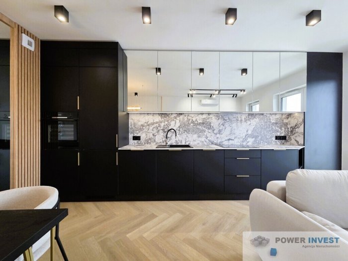 Nowoczesny czteropokojowy apartament bez PCC