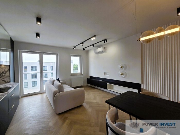 Nowoczesny czteropokojowy apartament bez PCC