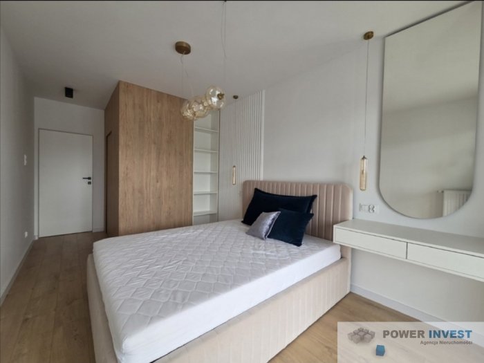 Nowoczesny czteropokojowy apartament bez PCC