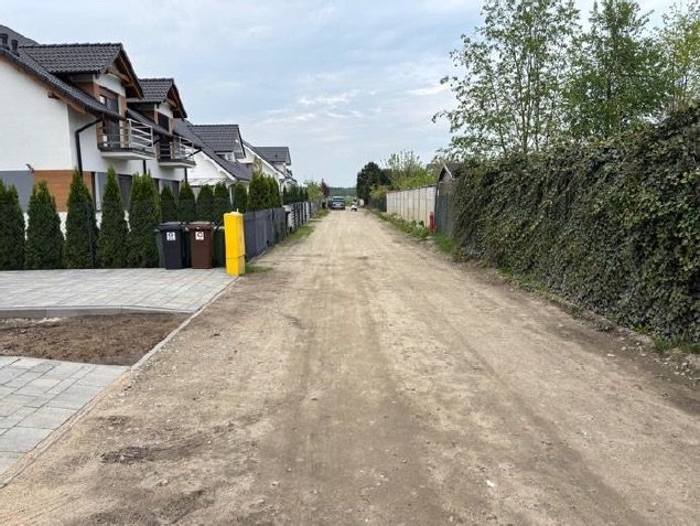 Nieruchomość niezabudowana - Dąbrowa