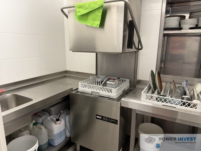 Lokal gastronomiczny - funkcjonująca restauracja