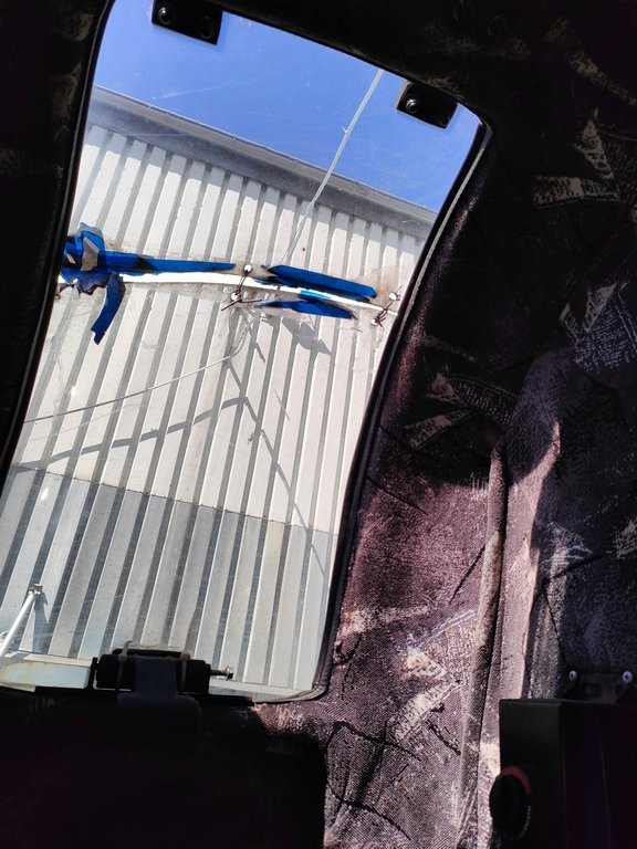 Samoch&oacute;d ciężarowy marki Renault Master