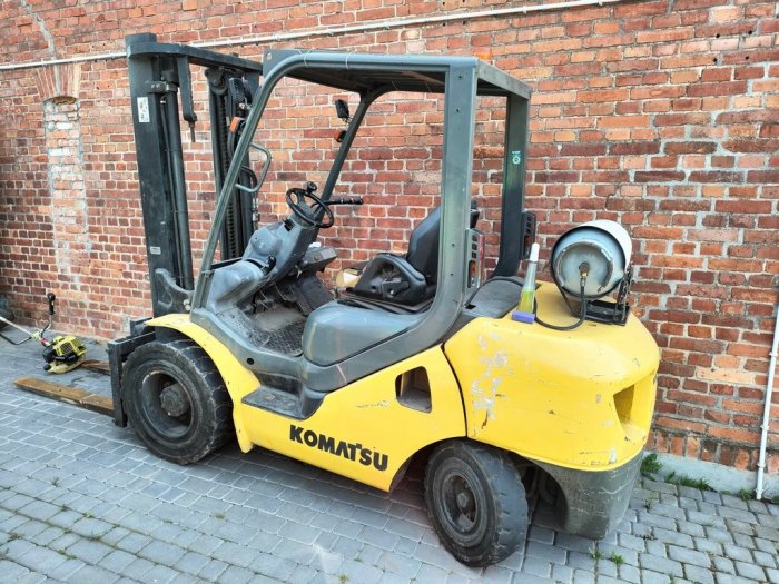 W&oacute;zek widłowy Komatsu typ/model: FG35AT-16R