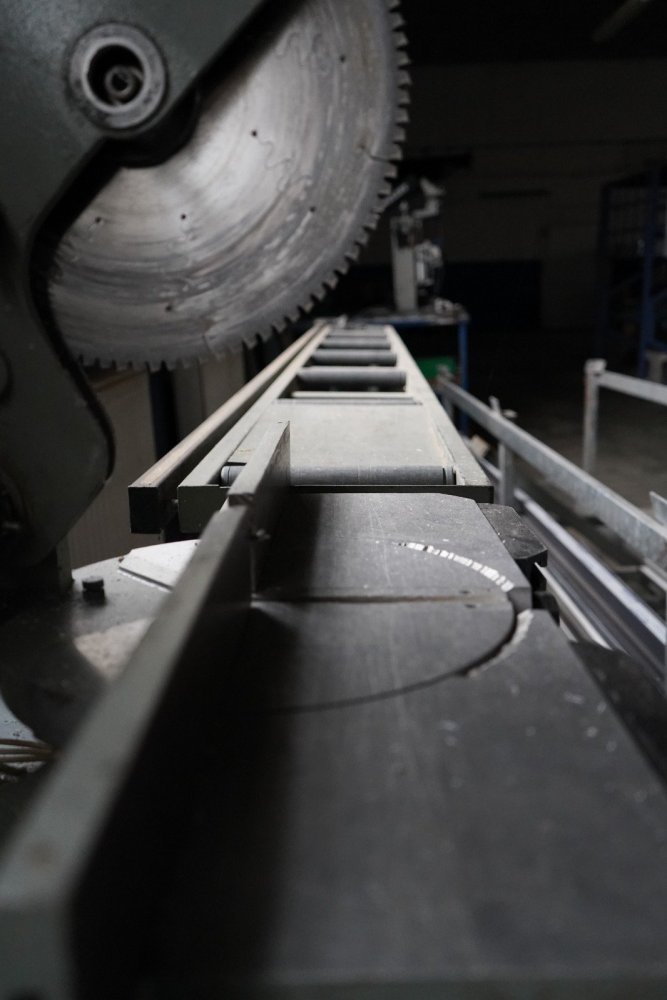 Piła jednogłowicowa ALUMA LMS