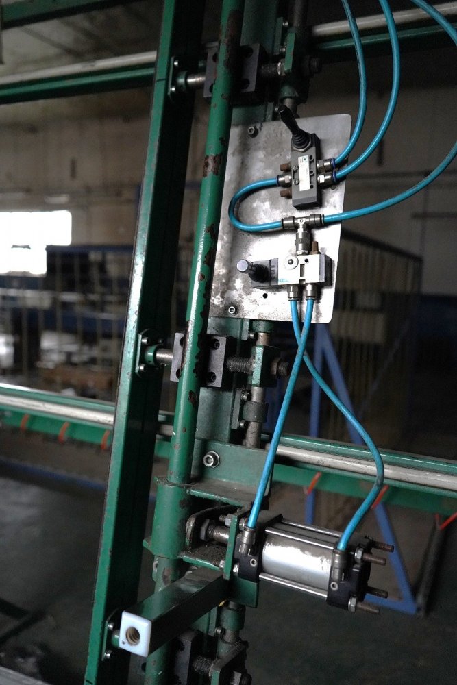 Prasa do szklenia okien