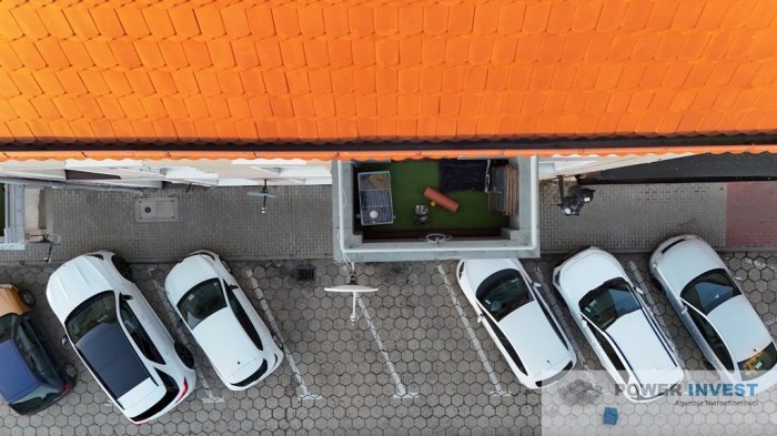 Klimatyczne mieszkanie w sercu miasta, 2 piętro.