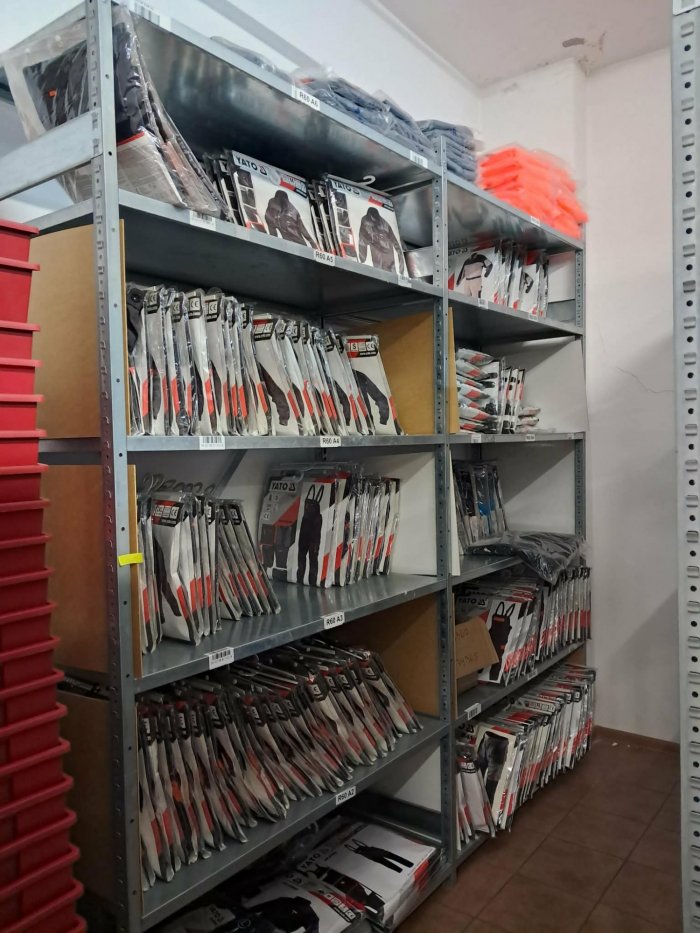 Syndyk sprzeda pakiet ruchomości stany magazynowe - hurtowni