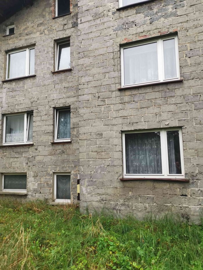 Nieruchomość zabudowana - Poręba