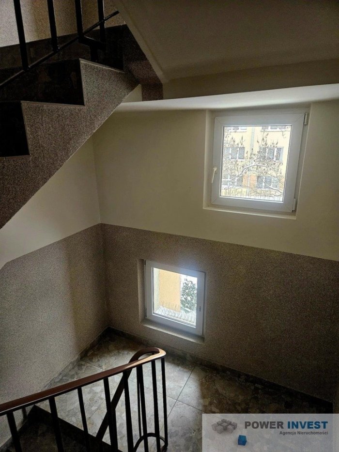 Azory - duży potencjał, do generalnego remontu