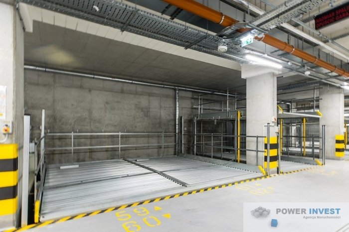 Jasne, mieszkanie 3-pokojowe z loggią, widok