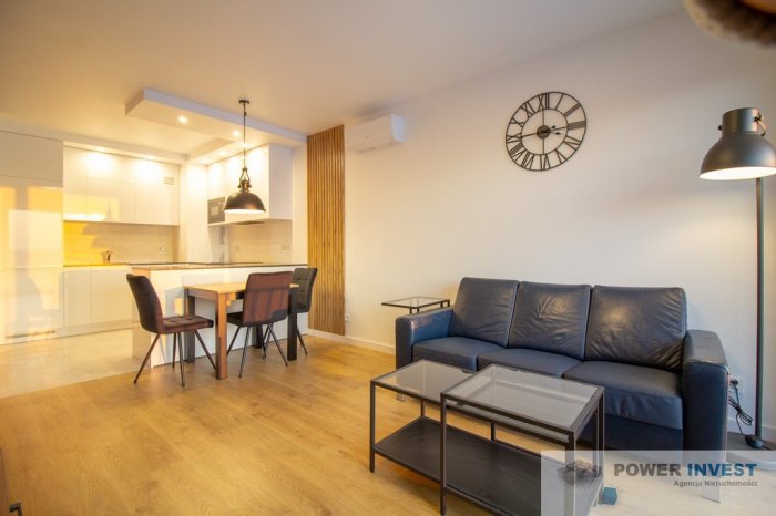 Nowe 2-pok. mieszkanie z balkonem kom&oacute;rką garażem