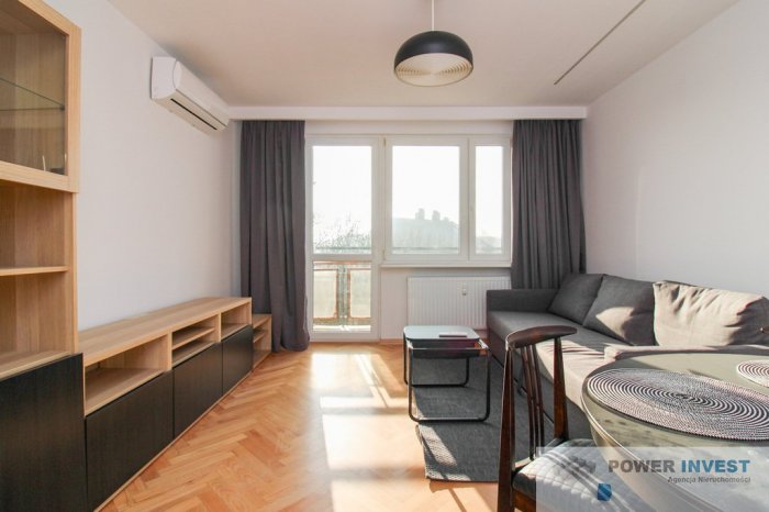 Wyremontowane 2-pokojowe mieszkanie z klimatyzacją