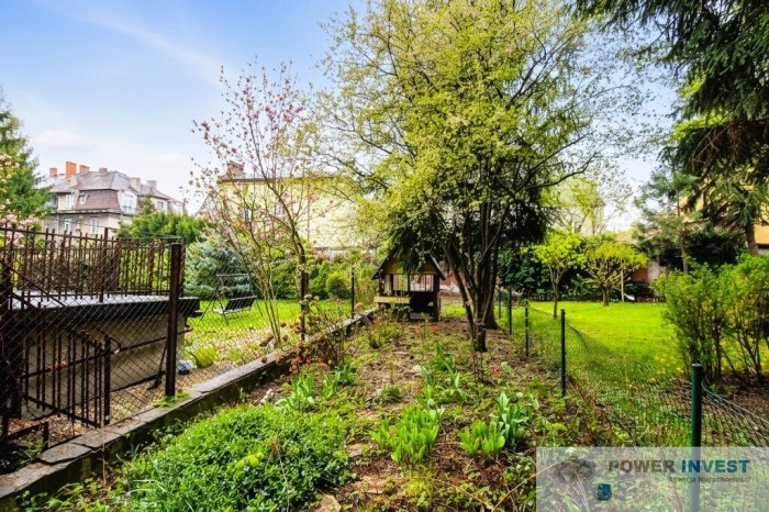 Dwulokalowa nieruchomość w centrum Krakowa