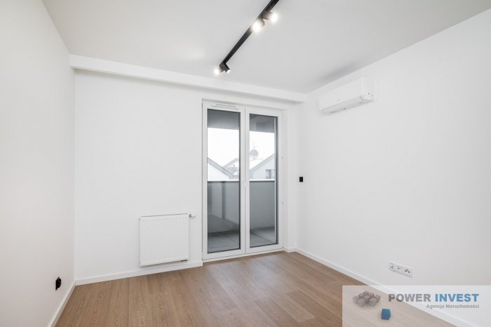 High standard, modern construction.