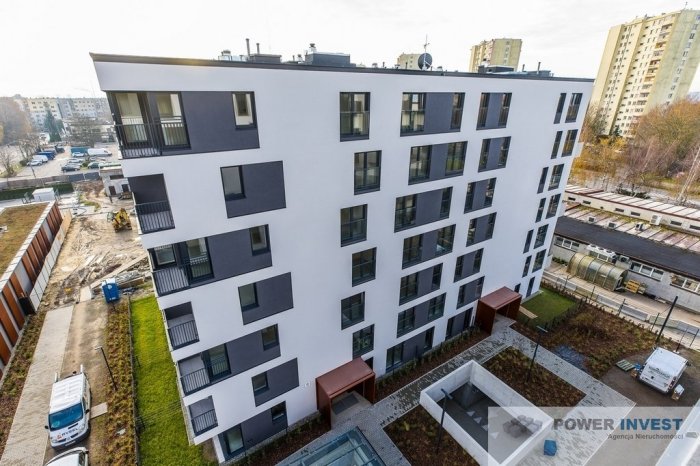 Jasne mieszkanie 2-pokojowe z ogr&oacute;dkiem, Reduta