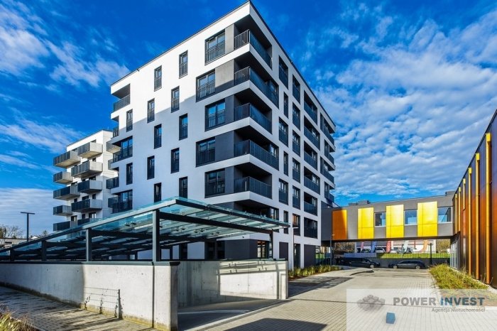 Jasne mieszkanie 2-pokojowe z ogr&oacute;dkiem, Reduta