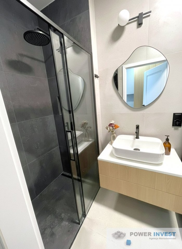 LUKSUSOWA KAWALERKA W NOWEJ IKONIE KATOWIC!