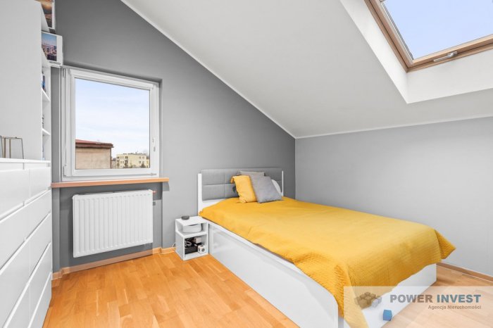 MIESZKANIE I GARAŻ W KAMERALNYM OGRODZONYM BUDYNKU