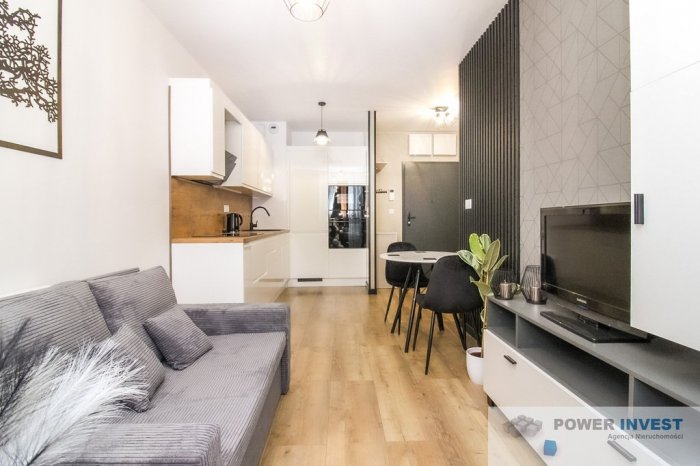 Nowe mieszkanie z balkonem, garażem i kom&oacute;rką