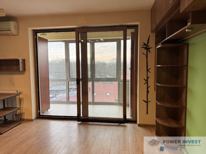 Przestronne 3-pok. mieszkanie z loggią. Dąbię