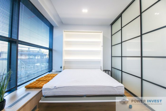 Wiślane Tarasy &ndash; studio z oddzieloną sypialnią