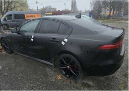 JAGUAR XE 2.0 MR`20 E6 R-Dynamic SE