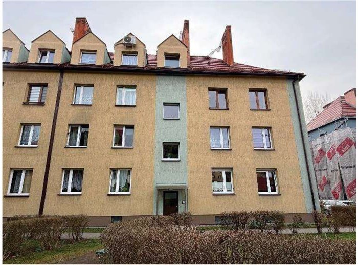 Lokal mieszkalny - Knur&oacute;w