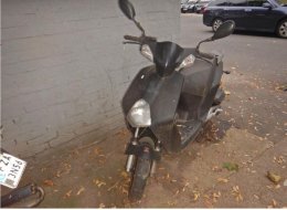 Syndyk posiada na sprzedaż skuter (niesprawny)