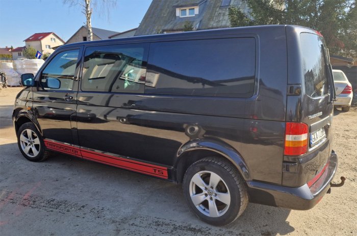 Volkswagen Transporter T5 2.5 TDI Long Brygad&oacute;wka 6 osobowa